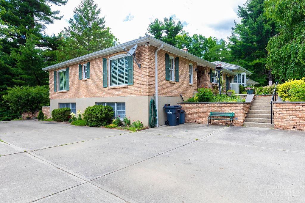 536 Pontius Road Cincinnati, OH 45233 - Photo 14 of 64