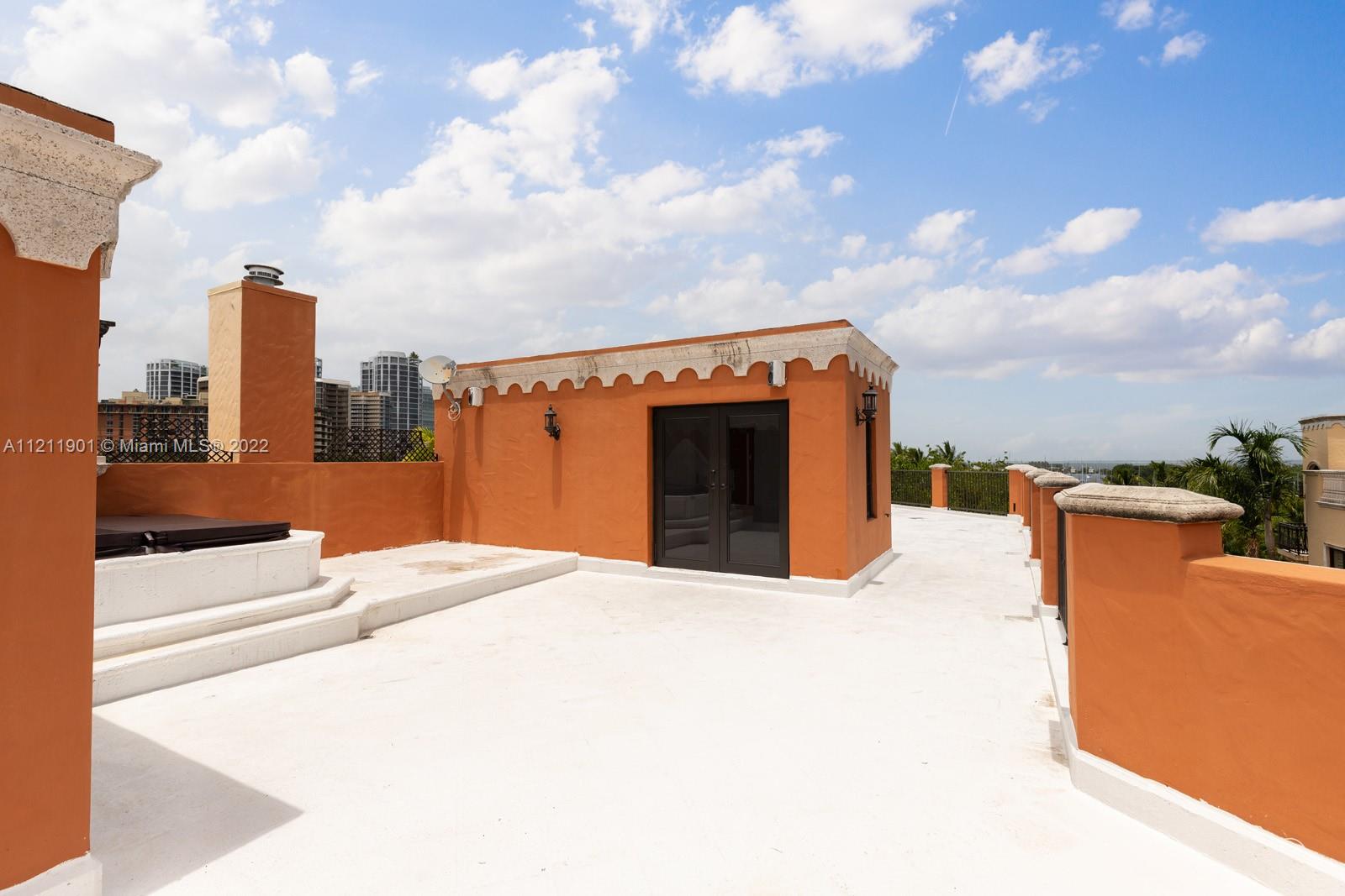 3471 Main Highway, Unit 928 Miami, FL 33133 - Photo 5 of 35 a view of a terrace