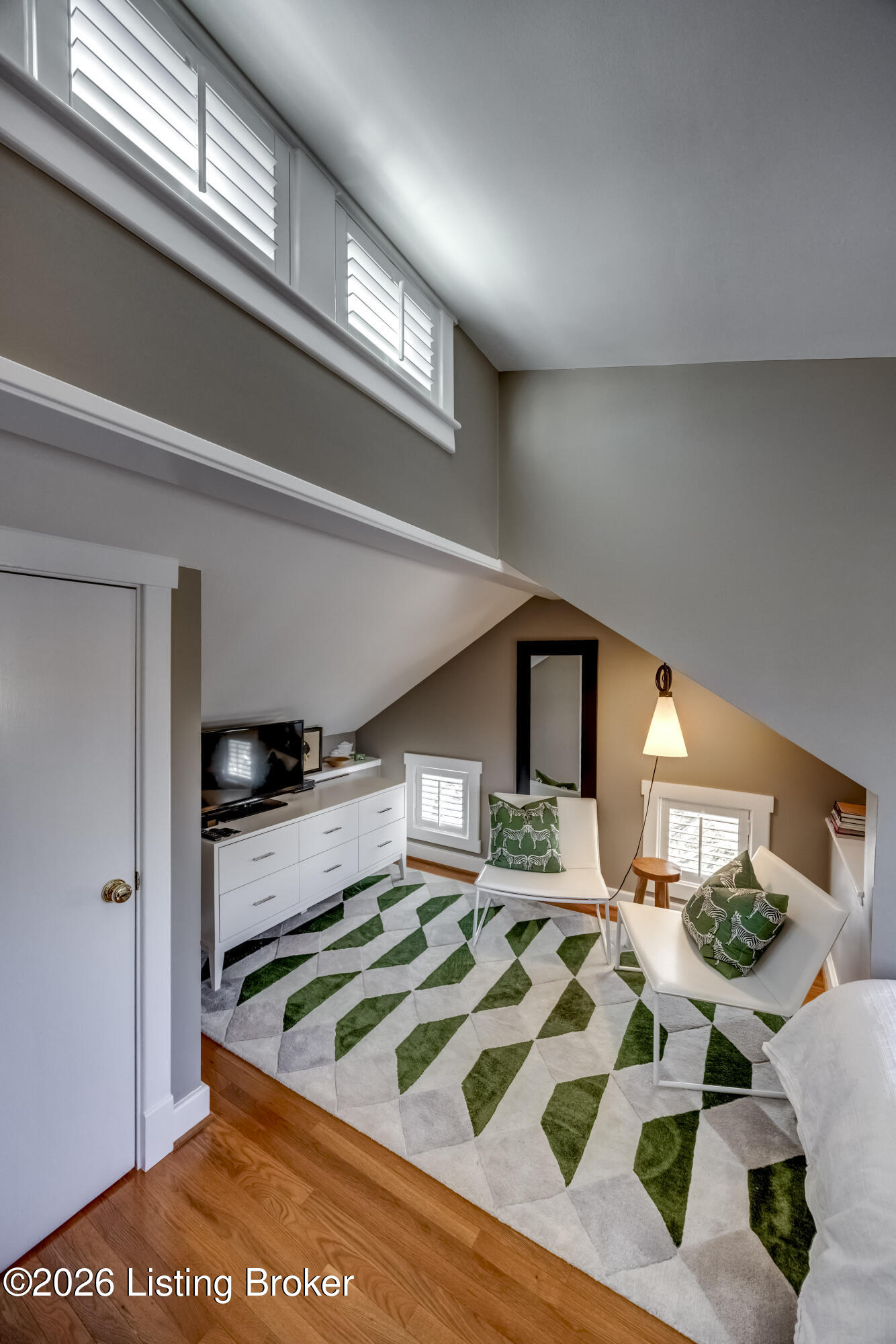 2207 Edgehill Road Louisville, KY 40205 - Photo 55 of 82 2Y0A2463-A