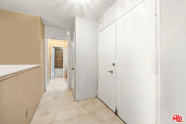 $510,000 | 5651 North Sumner Way, Unit 203, Culver City, CA 90230
