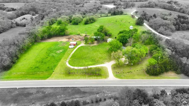 $650,000 | 1633 North 600 Road, Baldwin City, KS 66006