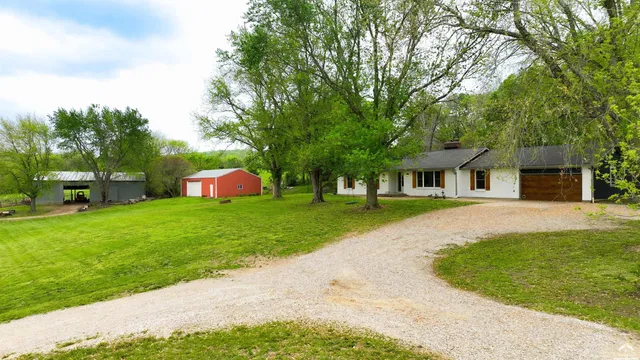 $650,000 | 1633 North 600 Road, Baldwin City, KS 66006