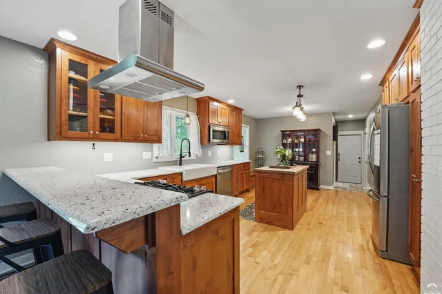 $650,000 | 1633 North 600 Road, Baldwin City, KS 66006