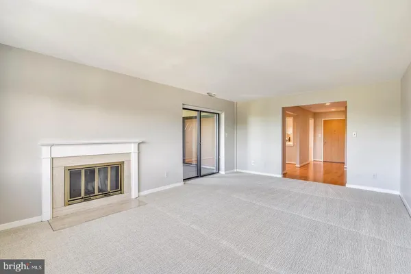 $2,650 | 11500 Fairway Drive, Unit 606, Reston, VA 20190