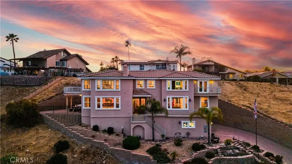 $1,199,999 | 22175 Crusader Place, Canyon Lake, CA 92587