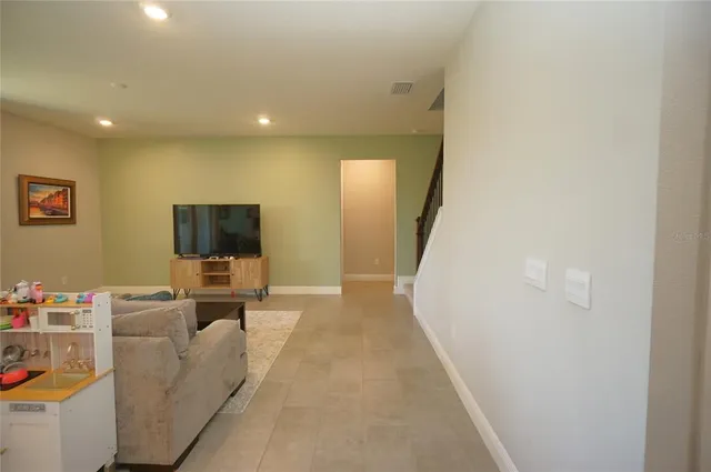 $3,800 | 22990 Scaglione Drive, Lutz, FL 33549