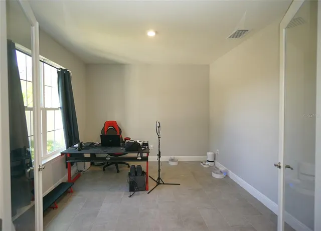 $3,800 | 22990 Scaglione Drive, Lutz, FL 33549