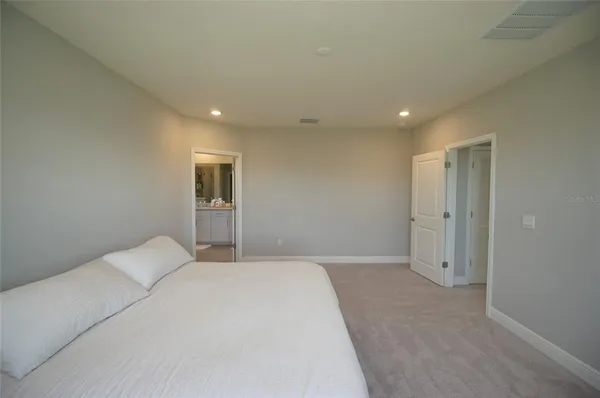 $3,400 | 22990 Scaglione Drive, Lutz, FL 33549
