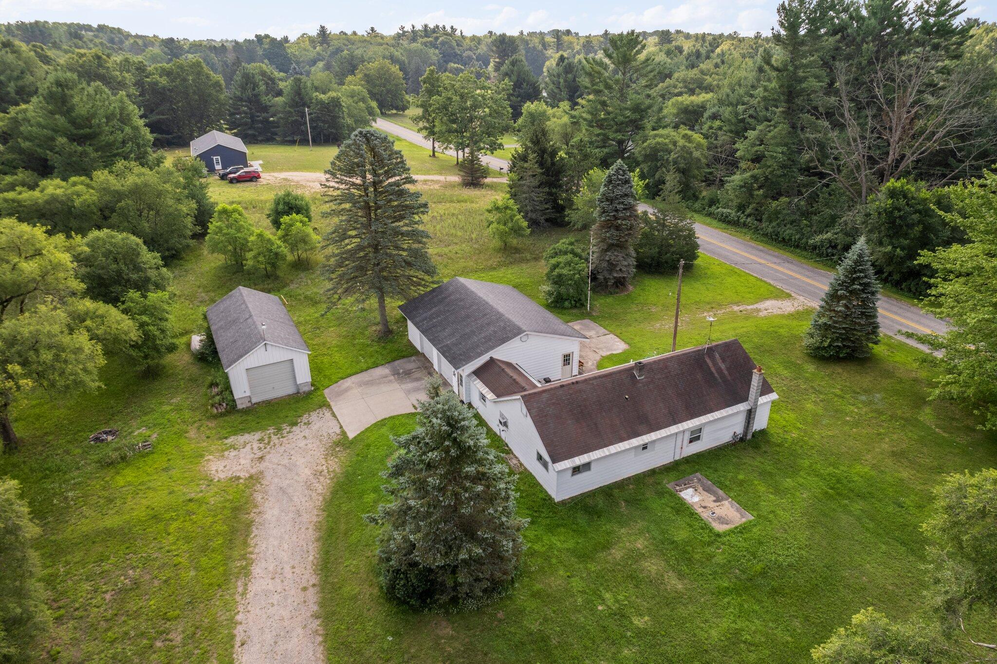17982 8 Mile Road Stanwood, MI 49346 - Photo 23 of 35 2-web-or-mls-DJI_0002