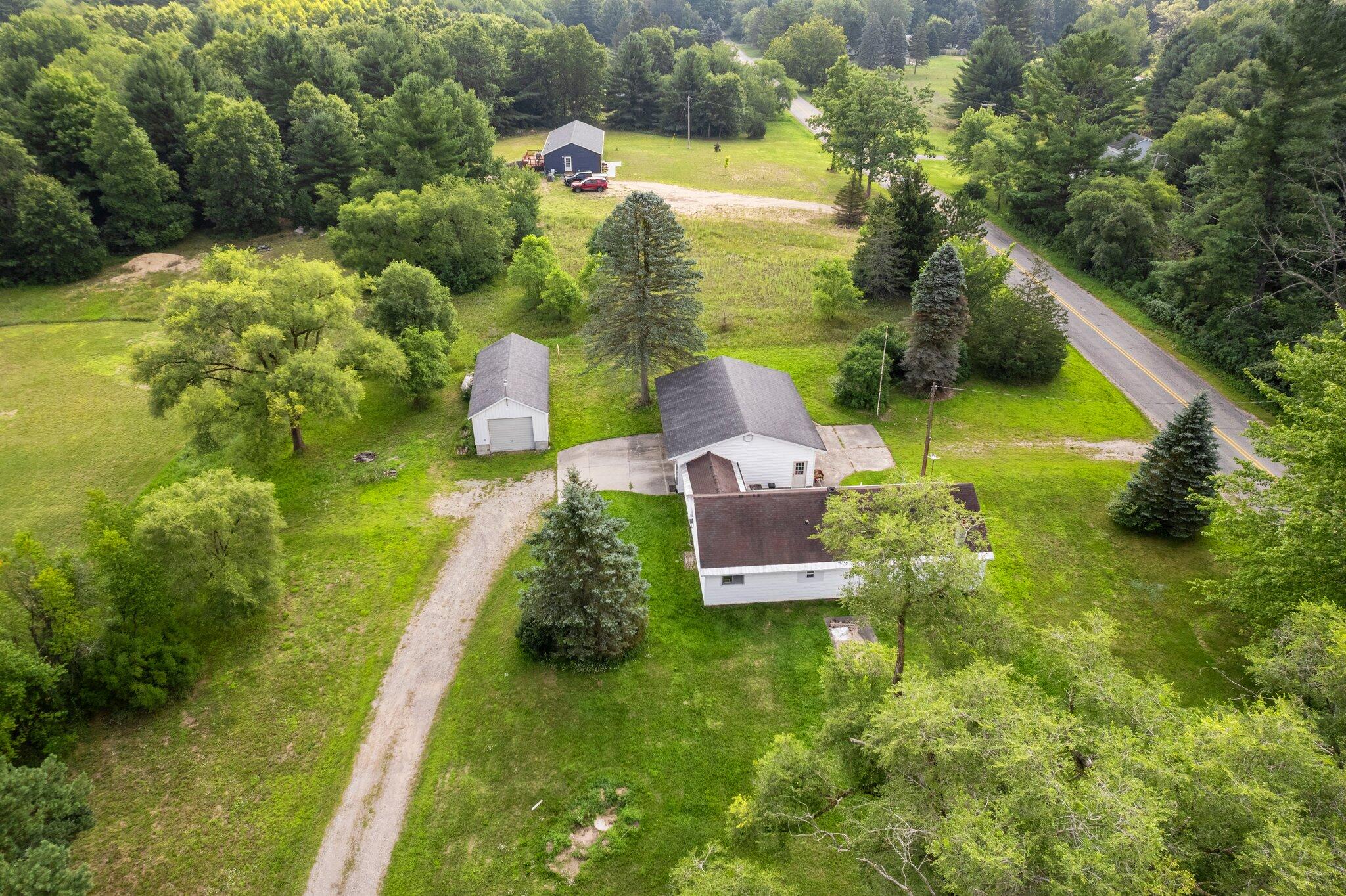 17982 8 Mile Road Stanwood, MI 49346 - Photo 24 of 35 3-web-or-mls-DJI_0003
