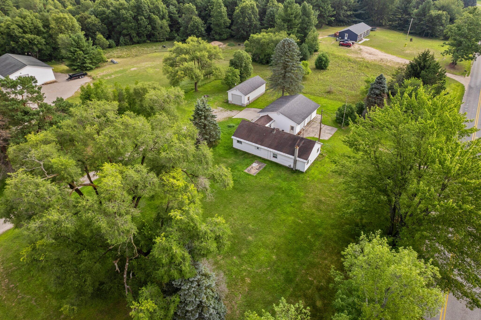 17982 8 Mile Road Stanwood, MI 49346 - Photo 25 of 35 4-web-or-mls-DJI_0004