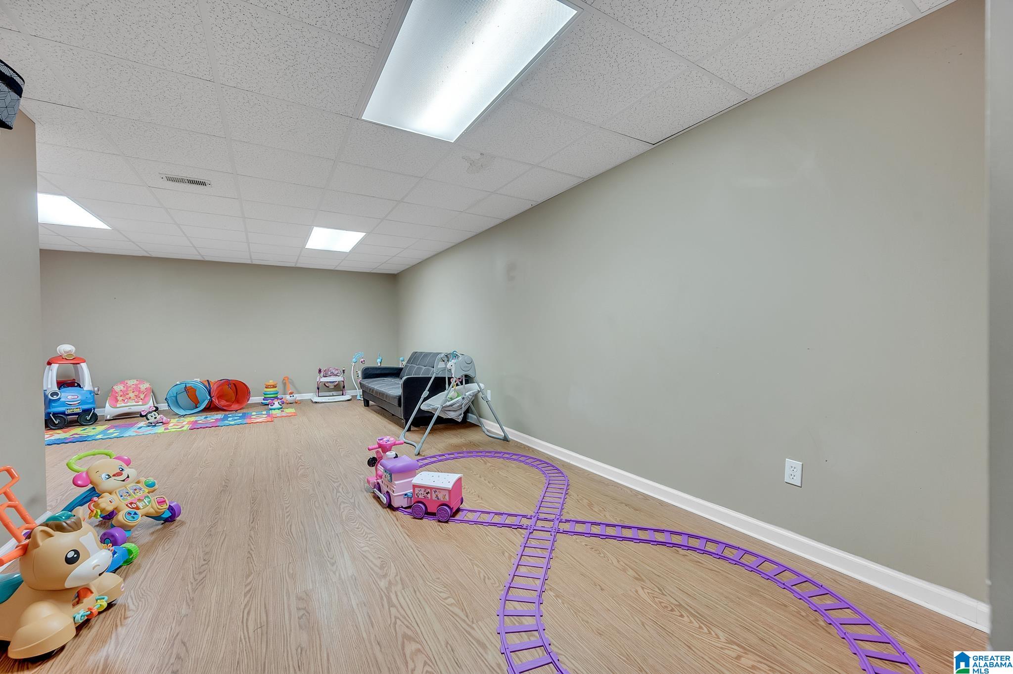1095 Armstrong Loop Hayden, AL 35079 - Photo 20 of 31