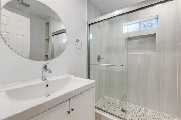 $1,500 | 2410 South Marsalis Avenue, Dallas, TX 75216