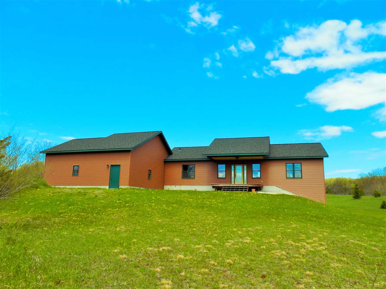8885 Austin Road Bellaire, MI 49615 - Photo 1 of 45 1861601.JPG