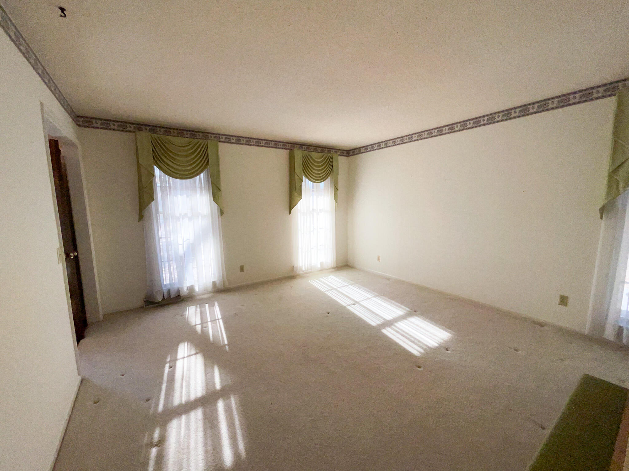 388 State Rd S-15-379 Walterboro, SC 29488 - Photo 19 of 81 IMG_0154