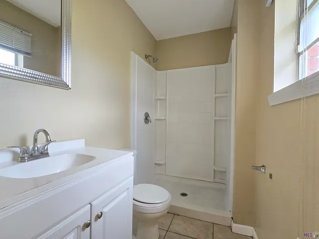 $1,350 | 16516 Vermillion Drive, Baton Rouge, LA 70819