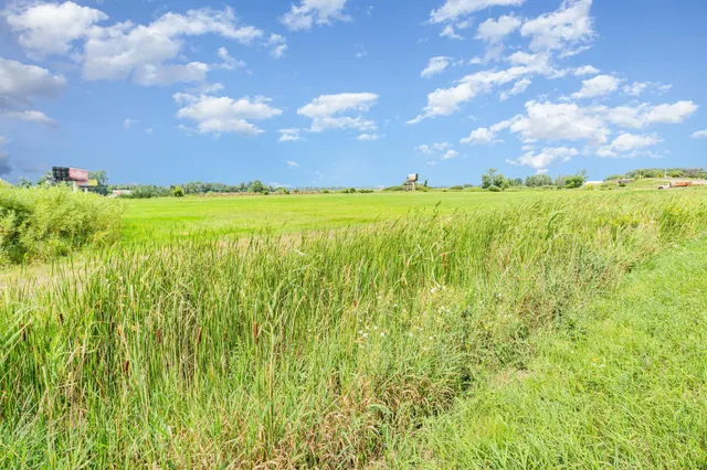 $1,299,900 | 13472 West Freeway Drive, Columbus, MN 55038