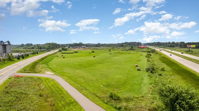 $1,299,900 | 13472 West Freeway Drive, Columbus, MN 55038