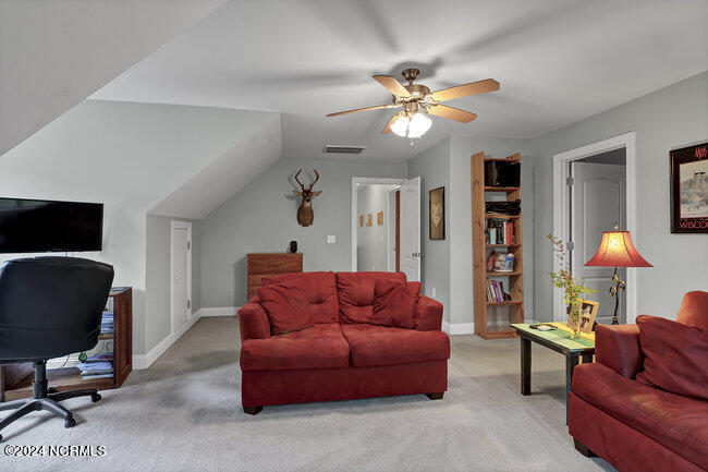 102 South Grist Mill Road Hampstead, NC 28443 - Photo 28 of 44 Family/Bonus room