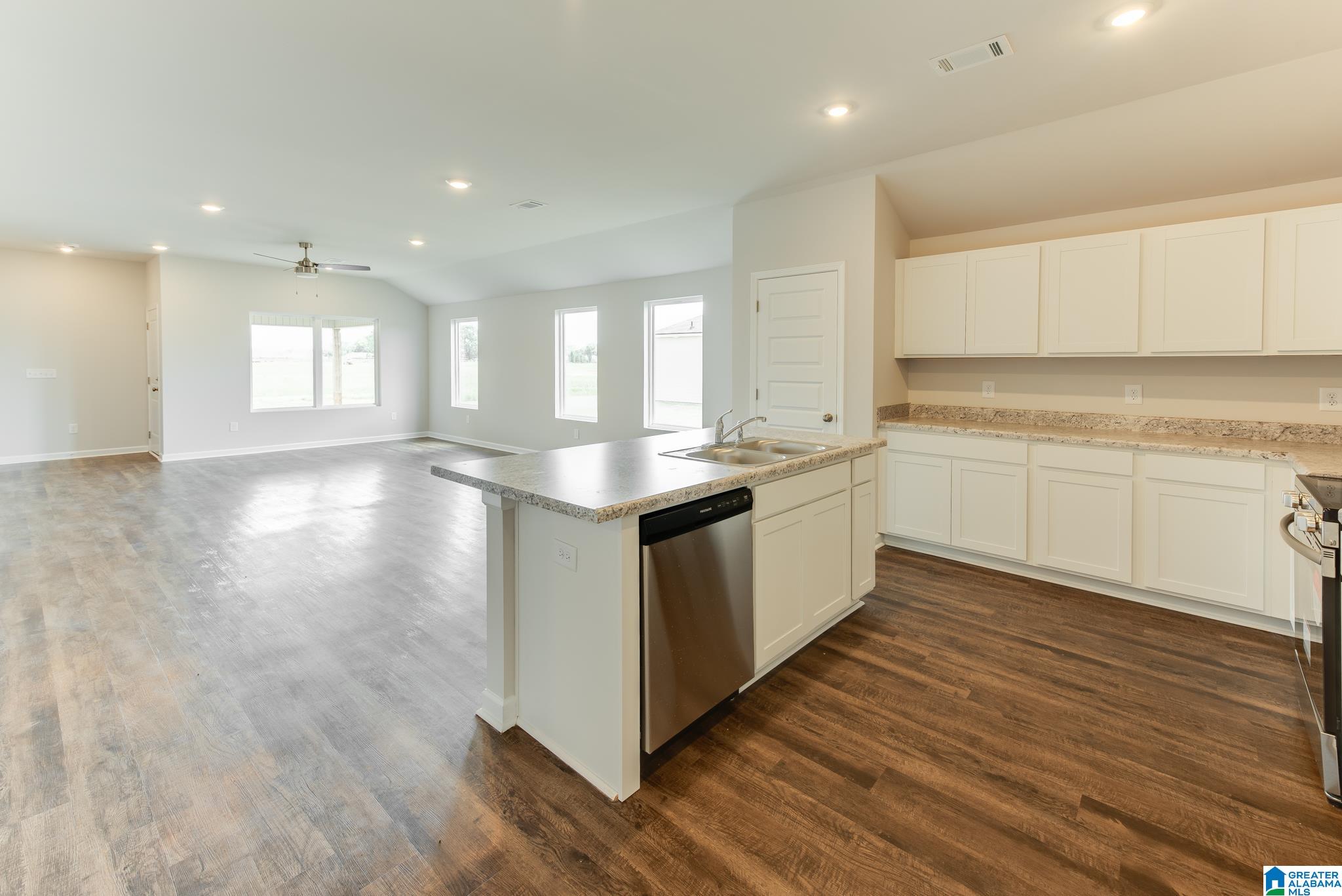254 Willow Road Oxford, AL 36203 - Photo 8 of 40
