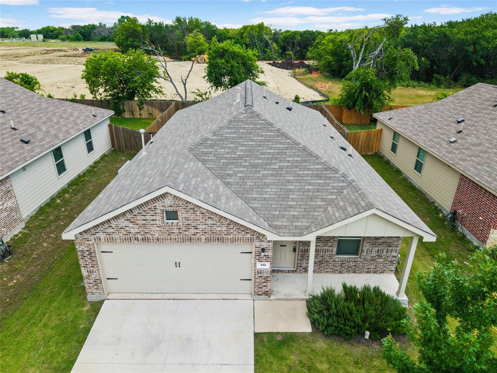 312 Ranchito Pass Haslet, TX 76052 - Photo 3 of 31