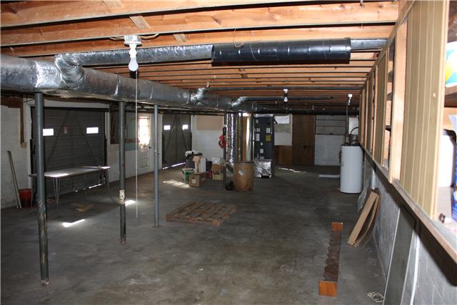 2118 Post Road Clarksville, TN 37043 - Photo 2 of 4