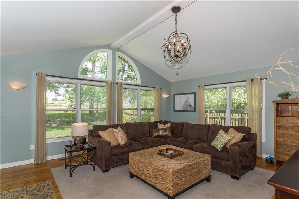 4626 Melbourne Road Indianapolis, IN 46228 - Photo 10 of 22 Gallery Image 10