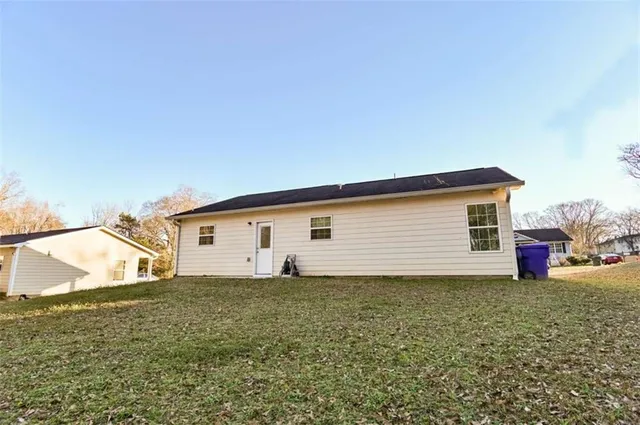 $240,000 | 889 Green Valley Drive Northwest, Conyers, GA 30012