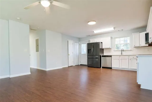 $240,000 | 889 Green Valley Drive Northwest, Conyers, GA 30012