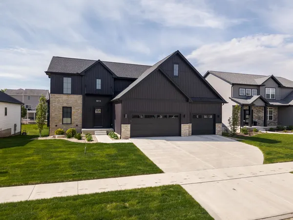 $599,900 | 5013 Finlen Lane, Bloomington, IL 61705