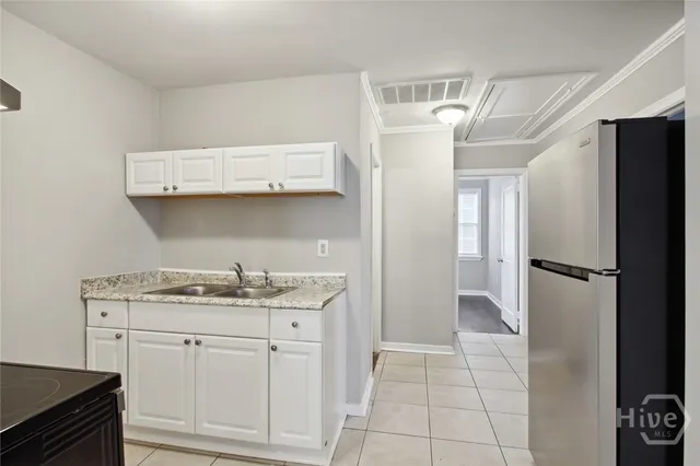 $1,750 | 2215 Greenwood Street, Unit A, Savannah, GA 31404