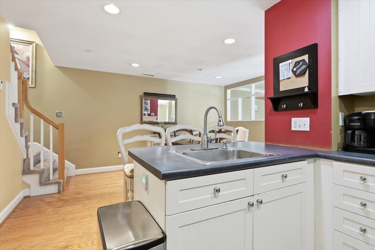 1 Maple Ridge Drive, Unit 202 Merrimack, NH 03054 - Photo 13 of 28