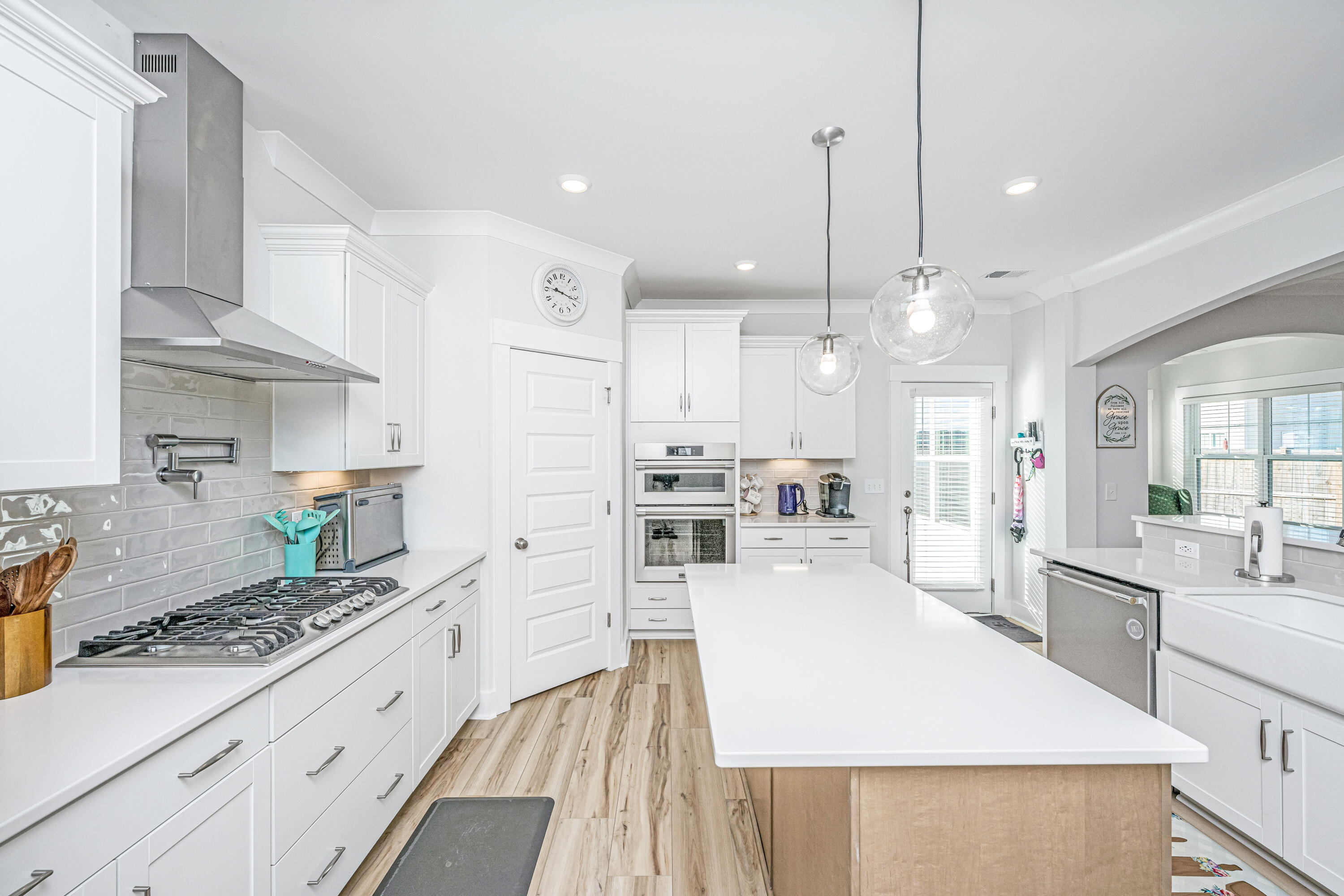 435 Rowley Lane Summerville, SC 29486 - Photo 24 of 76 435RowleyLn027