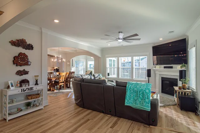 $620,000 | 435 Rowley Lane, Summerville, SC 29486