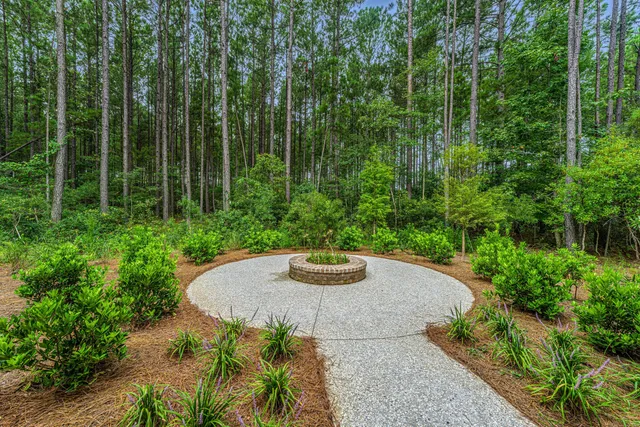 $620,000 | 435 Rowley Lane, Summerville, SC 29486