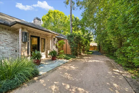 $3,365,000 | 11527 North Lou-Al Court, Houston, TX 77024