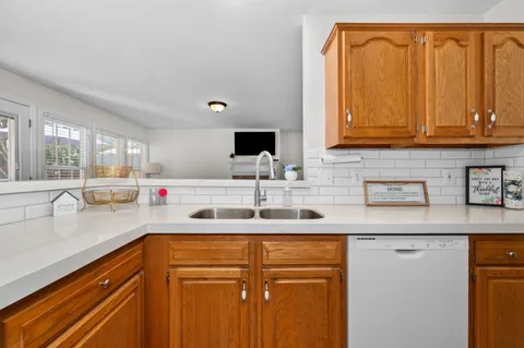 $485,000 | 206 Brentmeade Drive, Murfreesboro, TN 37130