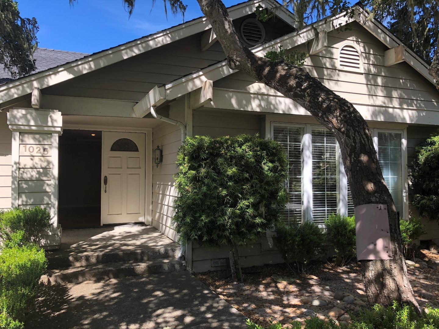 1025 Ocean Road Pebble Beach, CA 93953 - Photo 4 of 16