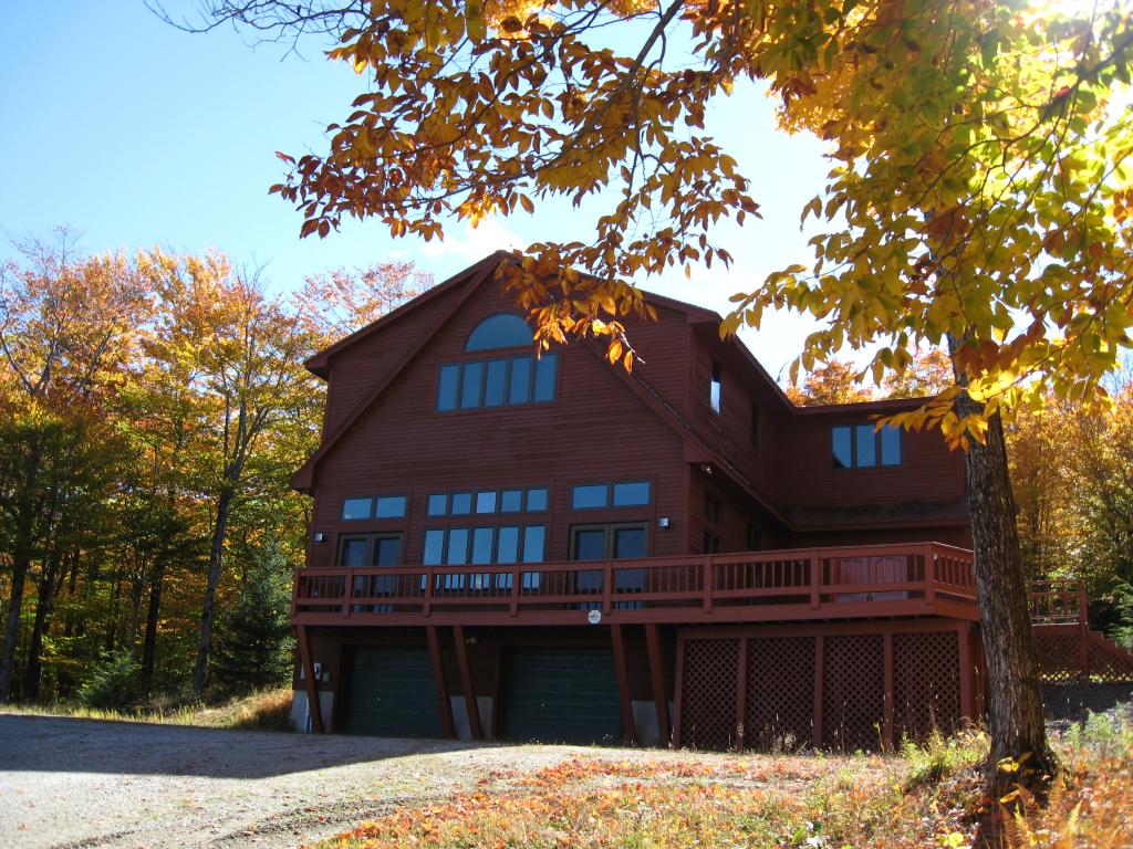 1639 Vermont Rte 100 Ludlow, VT 05149 - Photo 3 of 36