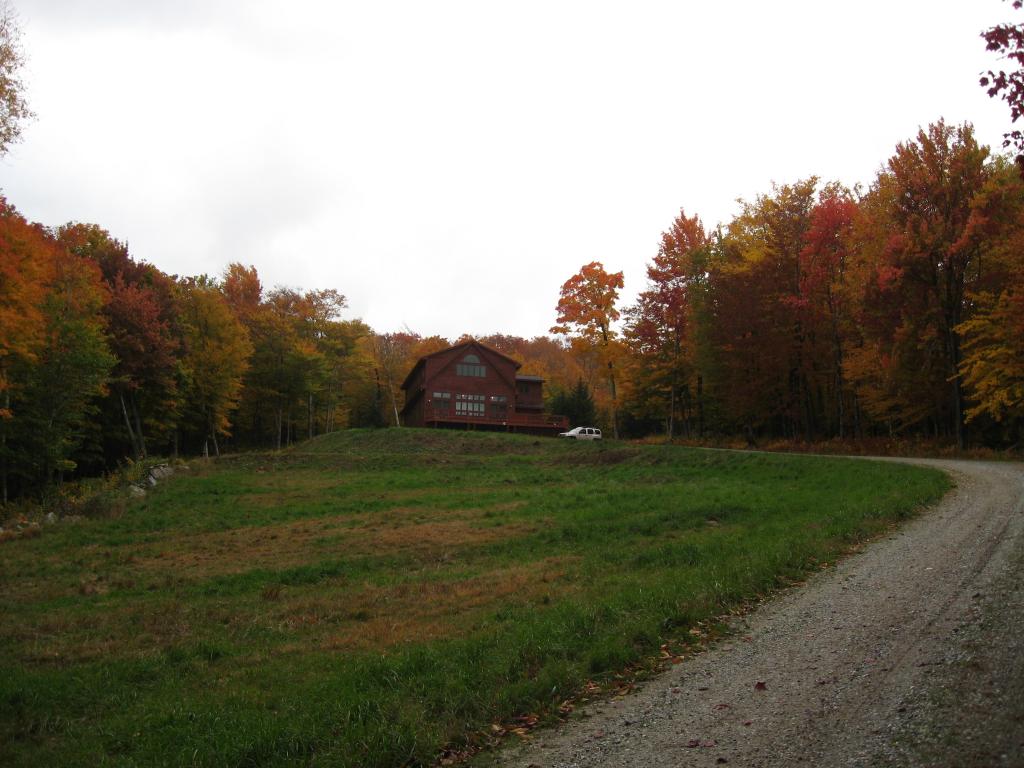 1639 Vermont Rte 100 Ludlow, VT 05149 - Photo 4 of 36