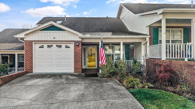 $325,000 | 5242 Brig Lane, Knoxville, TN 37914