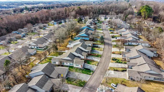 $325,000 | 5242 Brig Lane, Knoxville, TN 37914