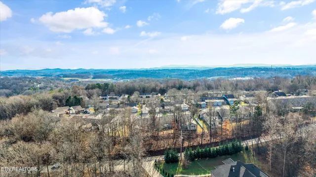 $325,000 | 5242 Brig Lane, Knoxville, TN 37914