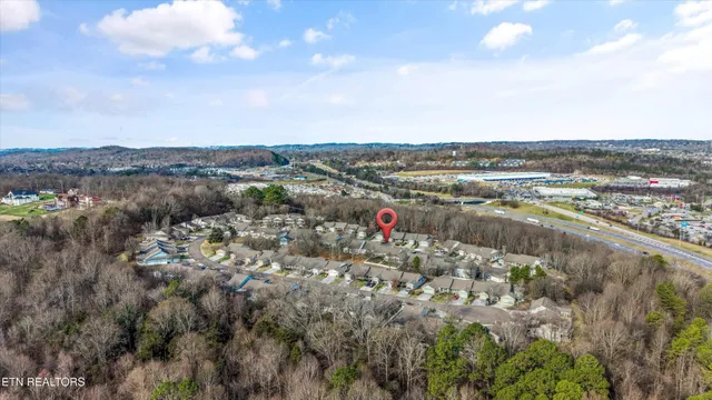 $325,000 | 5242 Brig Lane, Knoxville, TN 37914