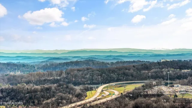 $325,000 | 5242 Brig Lane, Knoxville, TN 37914