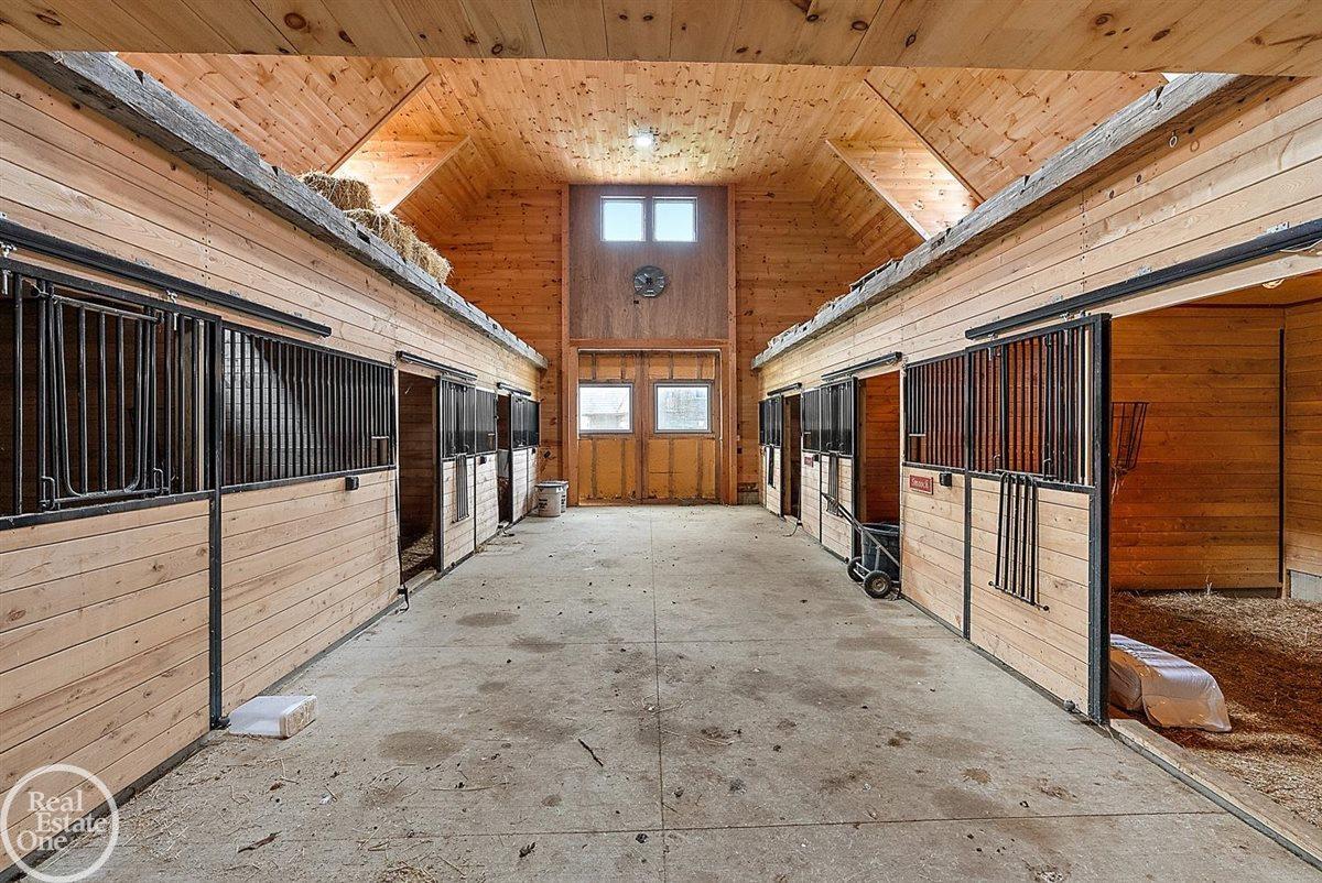 5419 Delano Road Metamora, MI 48455 - Photo 27 of 95