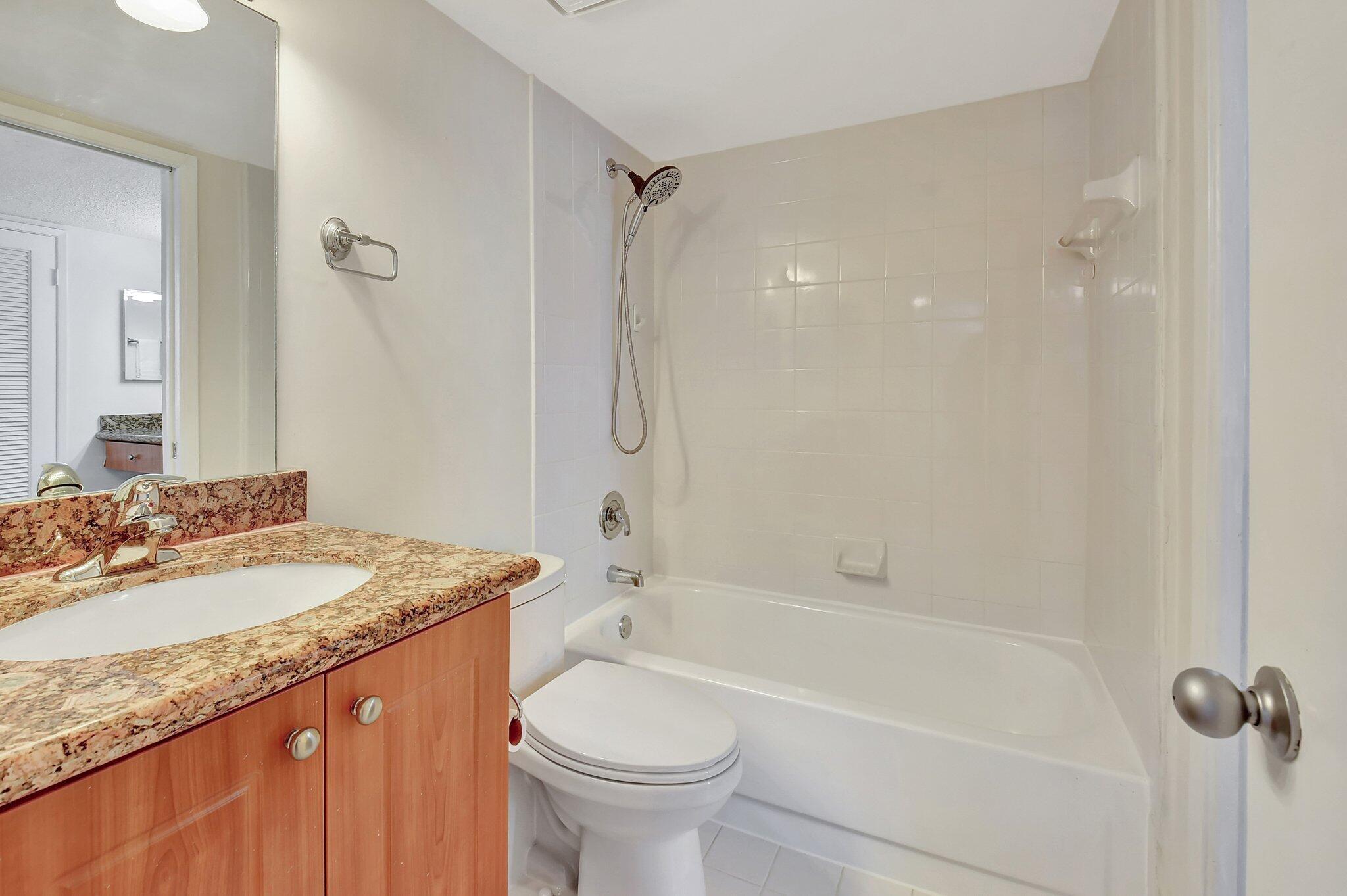 820 Lavers Circle, Unit G402 Delray Beach, FL 33444 - Photo 18 of 28 820 LAVERS CIRCEL #G402