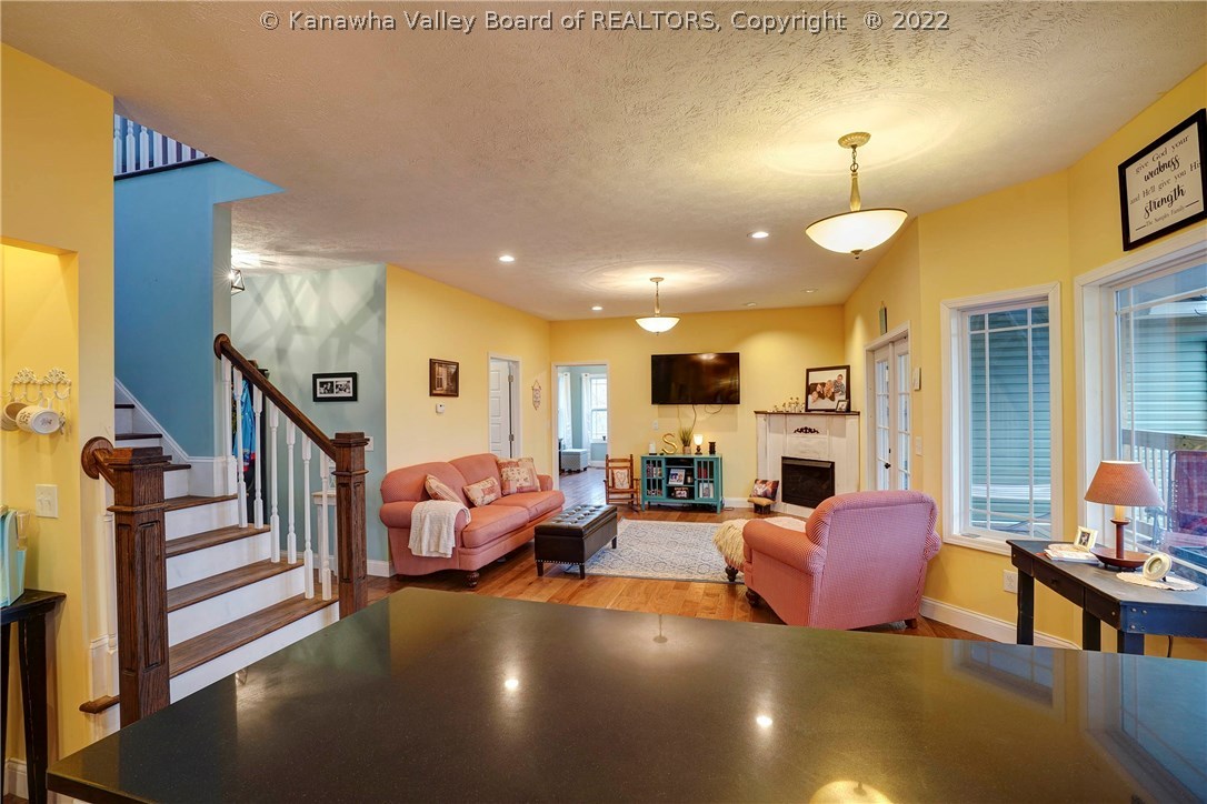 285 Laurel Ridge Road Culloden, WV 25510 - Photo 3 of 27 Gallery Image 3