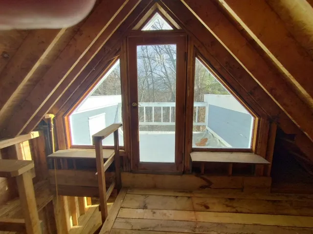 $189,000 | 11 Dulcies Point Road, Kingston, NH 03848