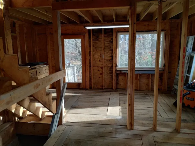 $189,000 | 11 Dulcies Point Road, Kingston, NH 03848